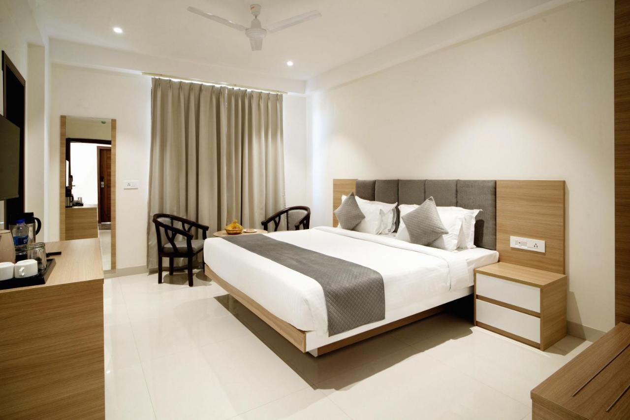 The Mangal View Residency - A Luxury Boutique Business Hotel อุเดเปอร์ ภายนอก รูปภาพ