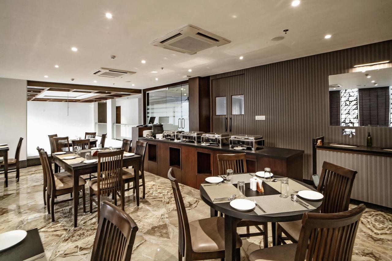 The Mangal View Residency - A Luxury Boutique Business Hotel อุเดเปอร์ ภายนอก รูปภาพ