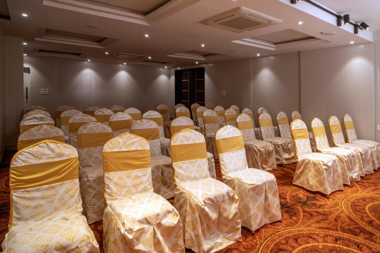 The Mangal View Residency - A Luxury Boutique Business Hotel อุเดเปอร์ ภายนอก รูปภาพ
