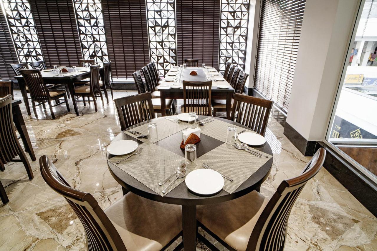 The Mangal View Residency - A Luxury Boutique Business Hotel อุเดเปอร์ ภายนอก รูปภาพ