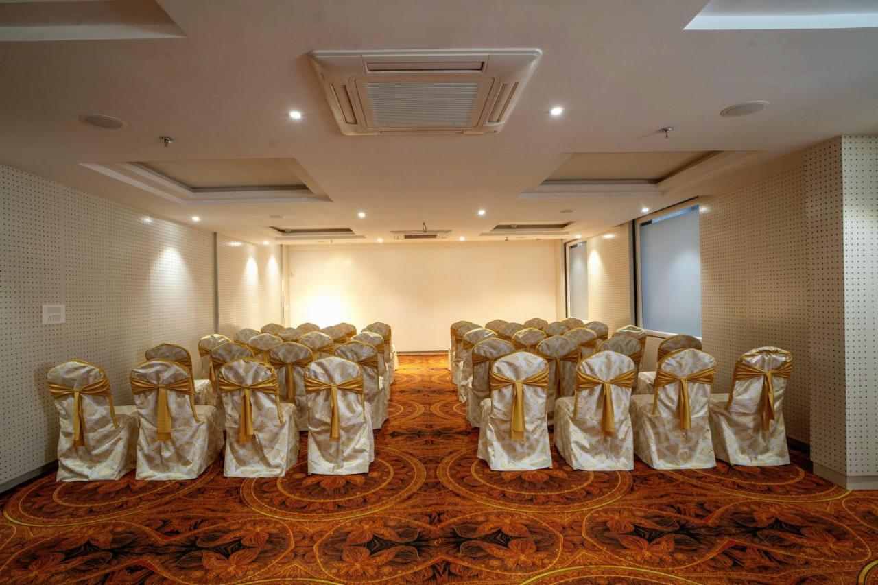 The Mangal View Residency - A Luxury Boutique Business Hotel อุเดเปอร์ ภายนอก รูปภาพ