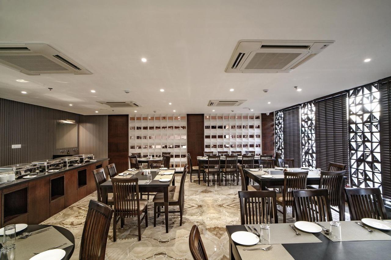 The Mangal View Residency - A Luxury Boutique Business Hotel อุเดเปอร์ ภายนอก รูปภาพ