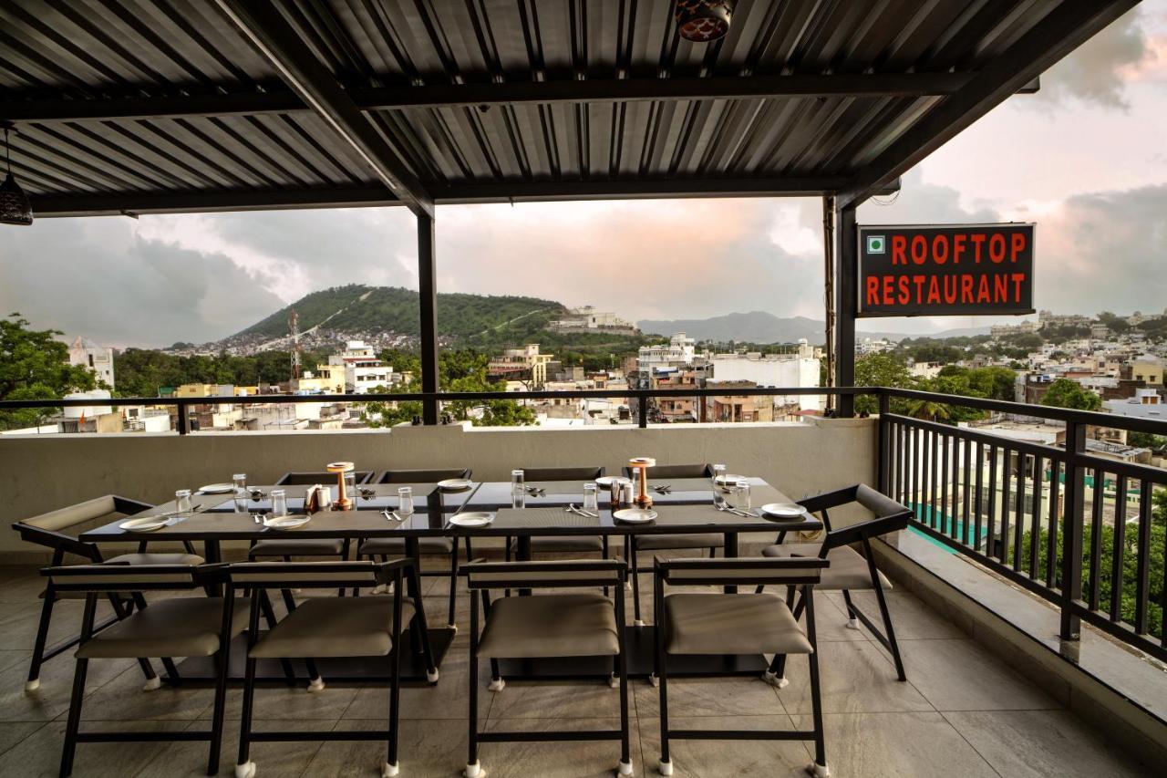 The Mangal View Residency - A Luxury Boutique Business Hotel อุเดเปอร์ ภายนอก รูปภาพ